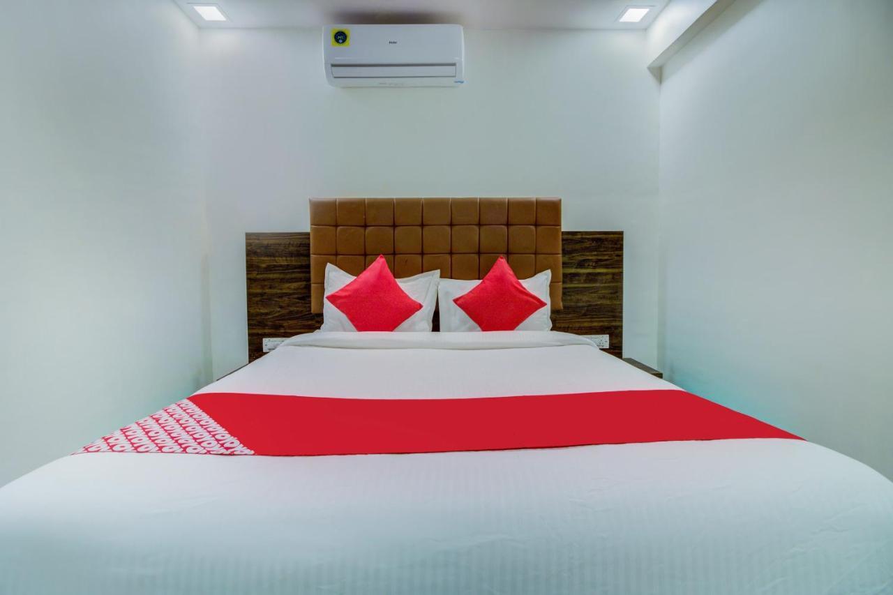 Hotel Golden Palace Lodging And Boarding Thane Ngoại thất bức ảnh