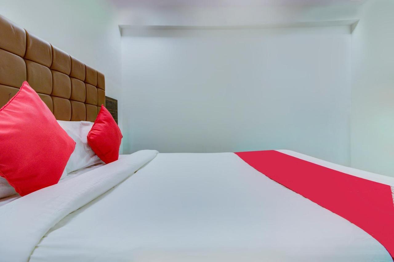 Hotel Golden Palace Lodging And Boarding Thane Ngoại thất bức ảnh