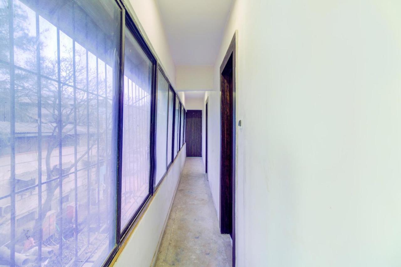 Hotel Golden Palace Lodging And Boarding Thane Ngoại thất bức ảnh